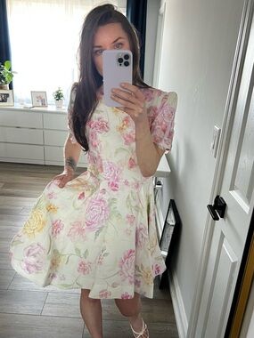 ANTONIO MELANI Cream and Pink Formal Dress